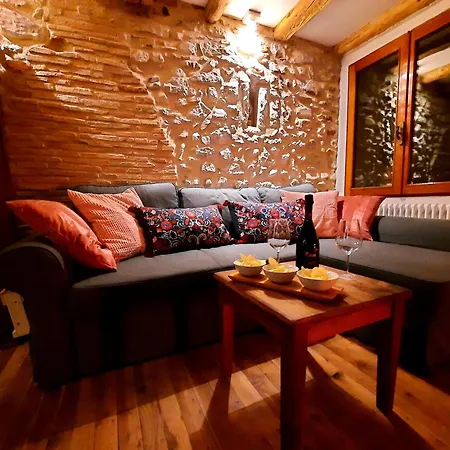 La Casa Rosa Di Segusino With Jacuzzi In Garden Holiday home *