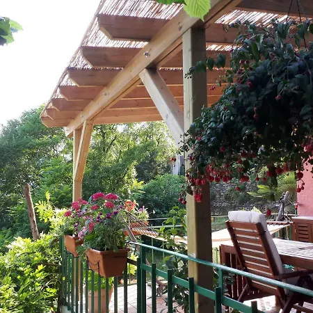 La Casa Rosa Di Segusino With Jacuzzi In Garden Holiday home